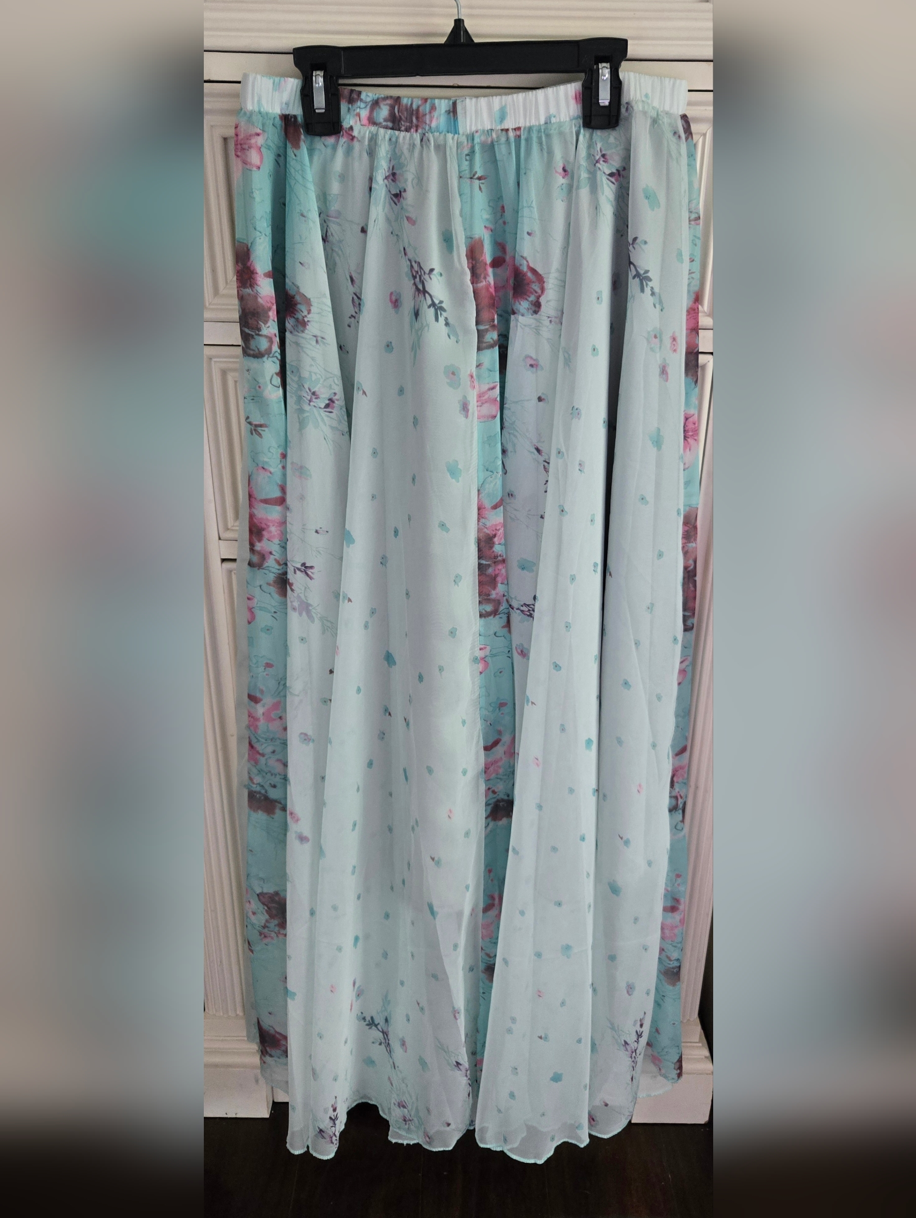 Chicwish Mint And Pink Floral Maxi Skirt Size M/L Nwt — image 3 of 6